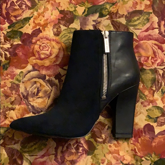 Boots - Picture 3 of 5